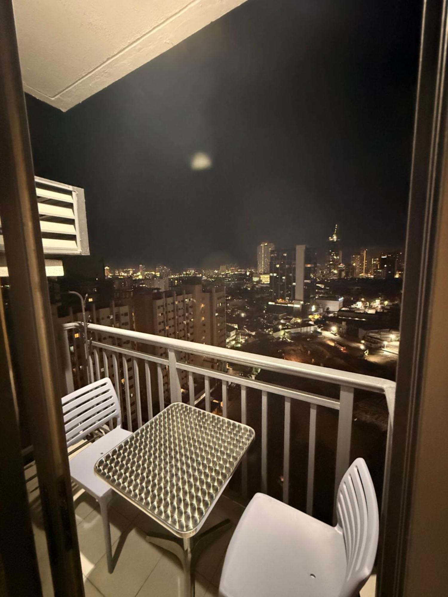 Arlowes At 20F Grand Residences Cebu Екстер'єр фото